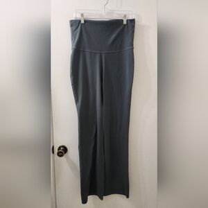 ALO Yoga Charcoal Gray Apparel